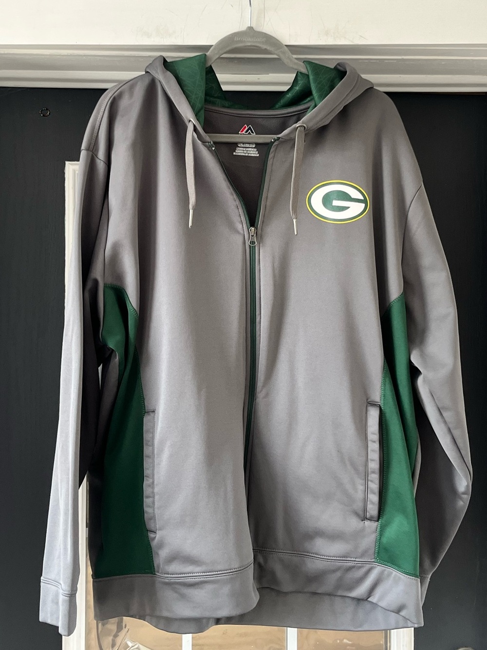 Majestic Green Bay packers Football zip up fleece lined hoodie